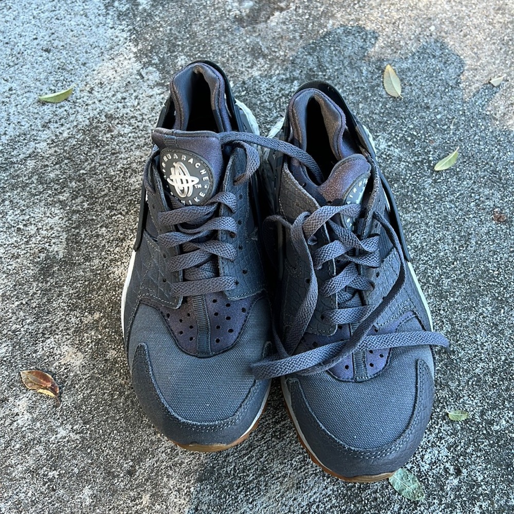 NIKE Hurrachi